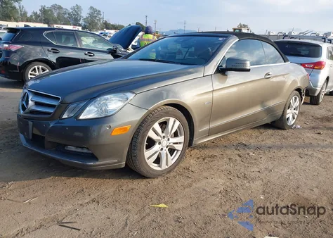 2012 Mercedes-Benz E 350 z USA, uszkodzony, nr VIN WDDKK5KF8CF172379